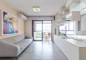 Foto 1 de Apartamento com 1 Quarto à venda, 47m² em Água Verde, Curitiba