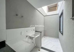 Foto 1 de Apartamento com 2 Quartos à venda, 33m² em Vila Isolina Mazzei, São Paulo