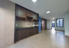 Foto 1 de Casa com 3 Quartos à venda, 124m² em Aclimacao, Uberlândia