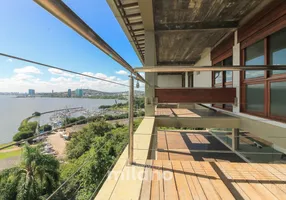Foto 1 de Imóvel Comercial com 3 Quartos para alugar, 500m² em Vila Assunção, Porto Alegre