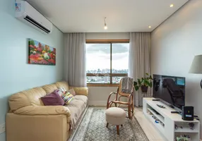 Foto 1 de Apartamento com 2 Quartos à venda, 65m² em Chácara das Pedras, Porto Alegre