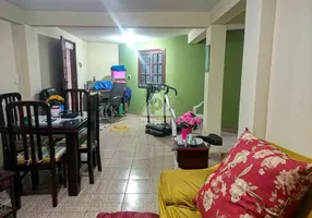 Foto 1 de Casa de Condomínio com 3 Quartos à venda, 277m² em Taquara, Rio de Janeiro