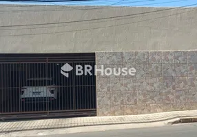 Foto 1 de Casa com 3 Quartos à venda, 171m² em Centro Sul, Cuiabá