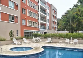 Foto 1 de Apartamento com 3 Quartos à venda, 91m² em Itaipava, Petrópolis