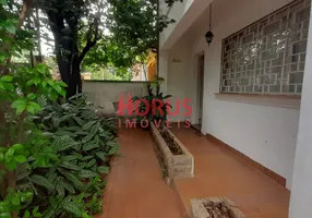 Foto 1 de Casa com 2 Quartos à venda, 250m² em Vila Romana, São Paulo