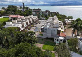 Foto 1 de Casa de Condomínio com 4 Quartos à venda, 263m² em Cacupé, Florianópolis
