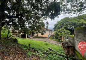 Foto 1 de Lote/Terreno à venda, 810m² em Centro, Brumadinho