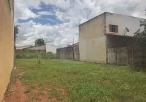 Foto 1 de Lote/Terreno à venda, 300m² em Santa Mônica, Uberlândia