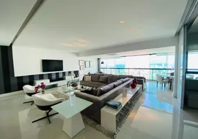 Foto 1 de Apartamento com 3 Quartos à venda, 235m² em Horto Florestal, Salvador
