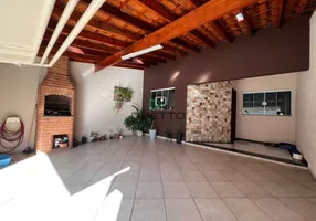 Foto 1 de Casa com 3 Quartos à venda, 132m² em Parque Nova Carioba, Americana