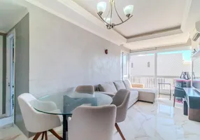 Foto 1 de Apartamento com 2 Quartos à venda, 62m² em Menino Deus, Porto Alegre