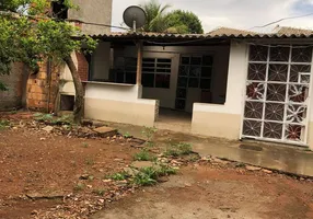 Foto 1 de Casa com 3 Quartos para alugar, 100m² em Jardim Zuleika, Luziânia