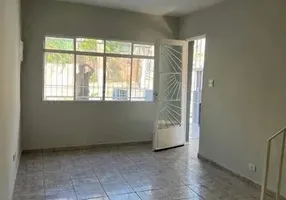 Foto 1 de Casa com 2 Quartos à venda, 100m² em Penha, São Paulo