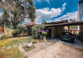 Foto 1 de Casa com 3 Quartos à venda, 200m² em Matapaca, Niterói