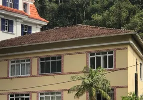 Foto 1 de Apartamento com 2 Quartos para alugar, 45m² em Centro, Petrópolis