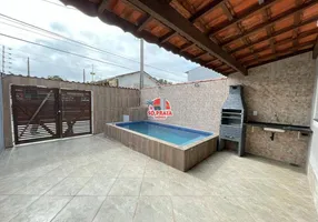 Foto 1 de Casa com 2 Quartos à venda, 68m² em Santa Terezinha, Itanhaém