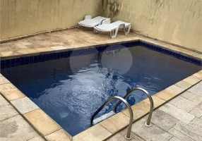 Foto 1 de Casa com 4 Quartos à venda, 330m² em Butantã, São Paulo