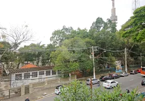 Foto 1 de Sobrado com 3 Quartos à venda, 290m² em Sumaré, São Paulo