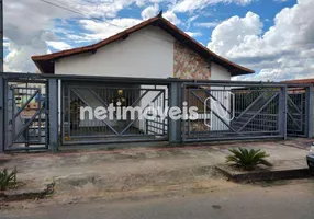 Foto 1 de Casa com 5 Quartos à venda, 296m² em Heliópolis, Belo Horizonte