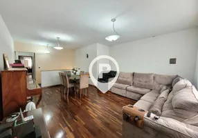 Foto 1 de Sobrado com 3 Quartos à venda, 172m² em Vila Aquilino, Santo André