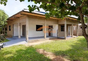 Foto 1 de Casa com 3 Quartos à venda, 170m² em São Tomás, Imbituba
