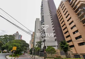 Foto 1 de Apartamento com 4 Quartos para alugar, 195m² em Água Verde, Curitiba