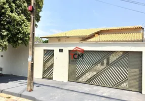 Foto 1 de Casa de Condomínio com 3 Quartos à venda, 360m² em Setor Faiçalville, Goiânia