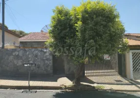 Foto 1 de Casa com 4 Quartos à venda, 200m² em Centro, Santa Fé do Sul