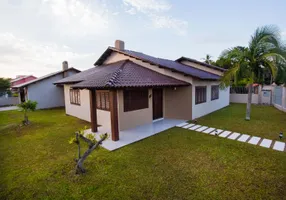 Foto 1 de Casa com 3 Quartos à venda, 374m² em Alegria, Guaíba