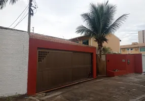 Foto 1 de Casa com 4 Quartos à venda, 400m² em Atalaia, Aracaju