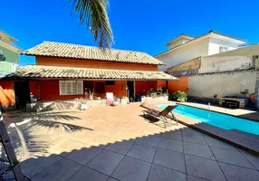 Foto 1 de Casa de Condomínio com 4 Quartos à venda, 360m² em Itaipu, Niterói