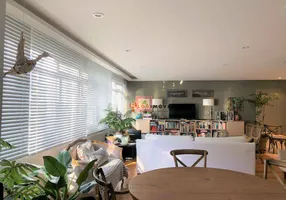 Foto 1 de Apartamento com 3 Quartos à venda, 180m² em Jardim Alto Paulistano, São Paulo