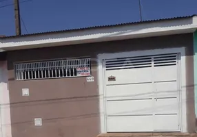 Foto 1 de Casa com 2 Quartos à venda, 53m² em Antenor Garcia, São Carlos