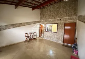 Foto 1 de Casa com 2 Quartos à venda, 80m² em Francisca Augusta Rios, Pouso Alegre