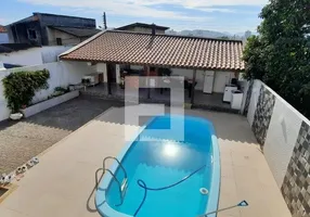 Foto 1 de Casa com 4 Quartos à venda, 190m² em Jardim Atlântico, Florianópolis