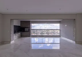 Foto 1 de Apartamento com 3 Quartos à venda, 150m² em Centro, Cambé