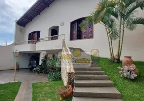 Foto 1 de Casa com 3 Quartos à venda, 337m² em Abadia, Uberaba