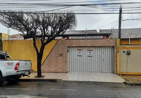 Foto 1 de Casa com 4 Quartos à venda, 303m² em Jardim das Oliveiras, Fortaleza