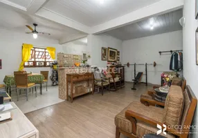 Foto 1 de Casa com 3 Quartos à venda, 130m² em Lomba do Pinheiro, Porto Alegre