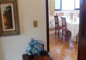 Foto 1 de Casa com 8 Quartos à venda, 800m² em Santa Lúcia, Vitória