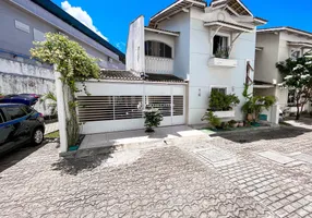 Foto 1 de Casa com 4 Quartos à venda, 120m² em Vila União, Fortaleza