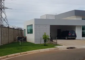 Foto 1 de Casa de Condomínio com 3 Quartos à venda, 195m² em Novo Campinho, Pedro Leopoldo