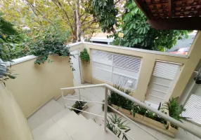 Foto 1 de Casa com 2 Quartos para alugar, 170m² em Vila Gomes, São Paulo