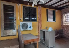 Foto 1 de Casa com 2 Quartos à venda, 52m² em Tarumã, Viamão