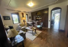 Foto 1 de Casa com 4 Quartos à venda, 310m² em Cinquentenário, Caxias do Sul
