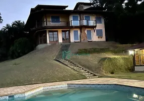 Foto 1 de Casa com 4 Quartos à venda, 369m² em Jardim Salaco, Teresópolis