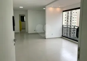 Foto 1 de Apartamento com 2 Quartos à venda, 50m² em Vila Mariana, São Paulo