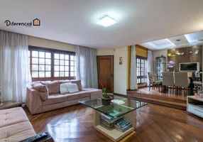 Foto 1 de Casa com 4 Quartos à venda, 245m² em Santa Quitéria, Curitiba