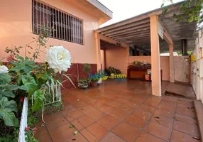 Foto 1 de Casa com 2 Quartos para alugar, 146m² em Vila Homero Thon, Santo André