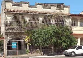 Foto 1 de Casa com 3 Quartos à venda, 340m² em Andre Carloni, Serra